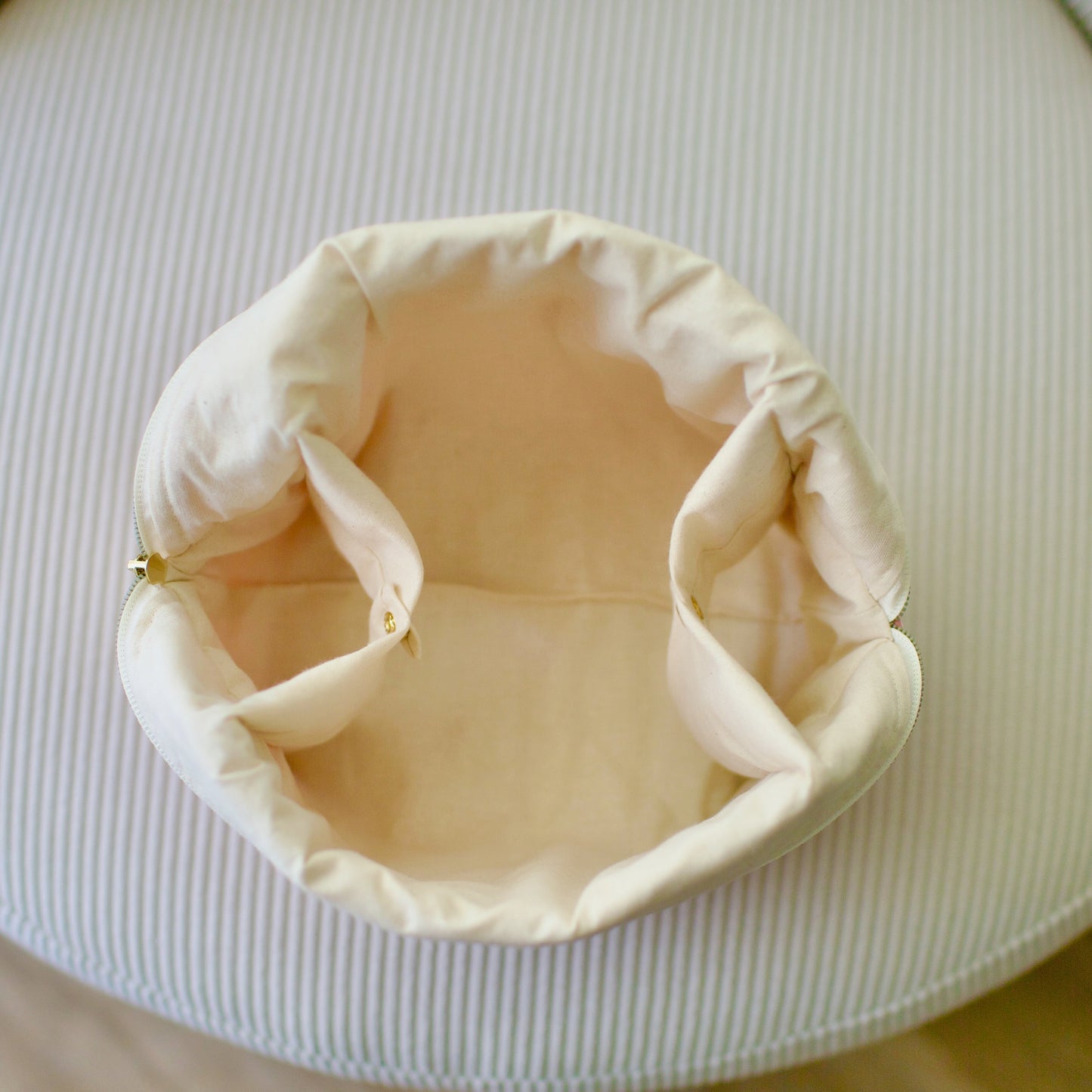 Retro Terry-Cloth Colour Pop Toiletry Pouch - Blue